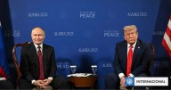 Putin califica como "oportuna" y "extremadamente útil" cumbre con Trump