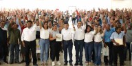 “Ahora hay una mejor distribución del presupuesto y los apoyos llegan directamente al pueblo”; entrega Javier May tarjetas de ‘Sembrando Vida’ y ‘Bienestar y Plenitud’ en Centla