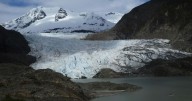 Inundaciones de glaciar cerca de capital de Alaska alcanzan niveles récord y provocan evacuaciones