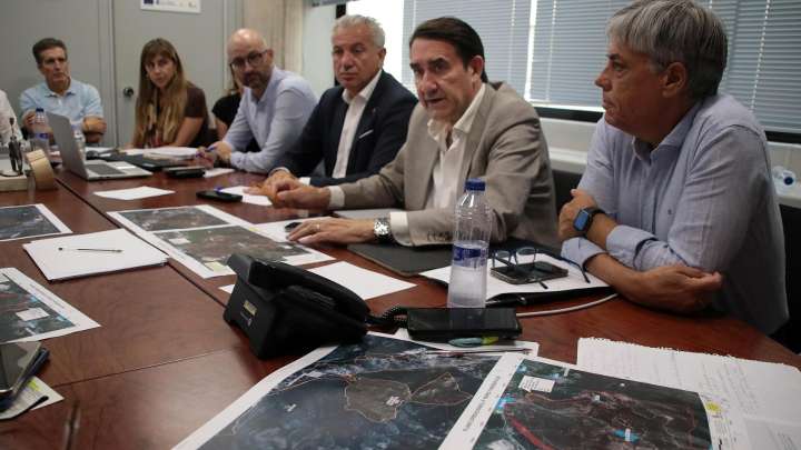 La Junta pagará de forma "rápida y generosa" los daños por los incendios y apunta a un "terrorismo ambiental"
