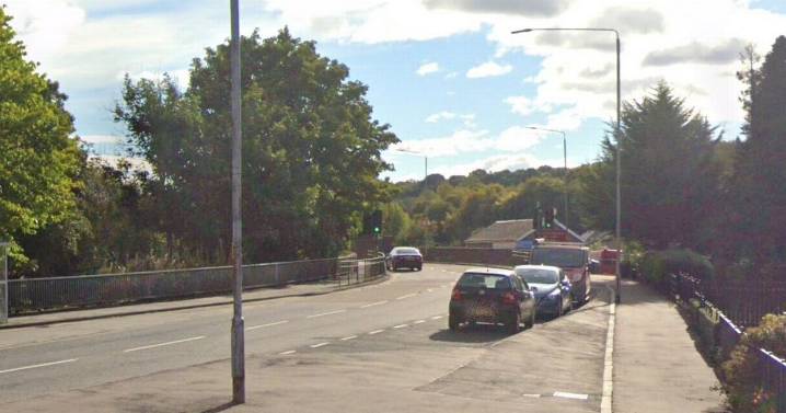 Busy road closed as police hunt driver who fled Alexandria crash