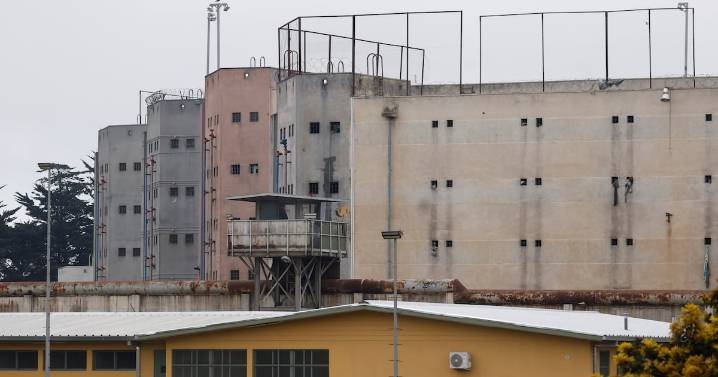 Fiscalía cerca redes familiares de prófugos de cárcel de Valparaíso e intercepta sus comunicaciones