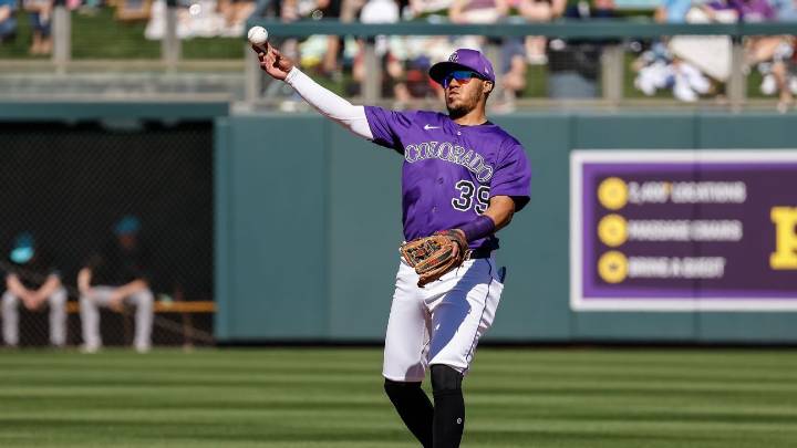 Rockies put Thairo Estrada on IL with right hamstring strain
