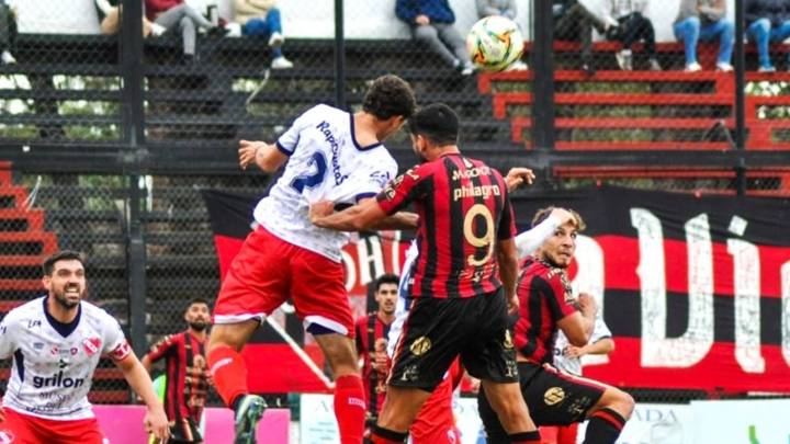 Tres partidos se juegan hoy y uno mañana lunes