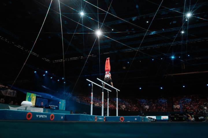 Girlfriend of International Gymnastics Star Fallen in Coma Makes Huge Medical Announcement: “New Phase” An important update on the gymnastics star who almost broke his neck comes from his girlfriend. 