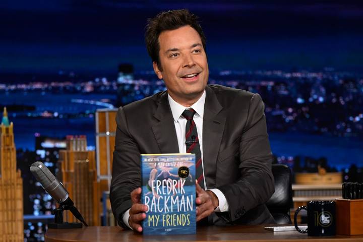 Jimmy Fallon's 2025 Summer Book Club Pick Explores an Unlikely Friendship (Exclusive)