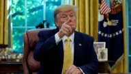 Donald Trump amenaza a China con imponer aranceles del 200 % si no exporta imanes a Estados Unidos: 'Tengo cartas increíbles que podrían destruirlos'