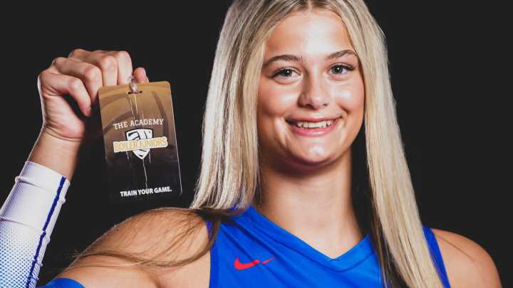 'This team is really special to me': Madi Miles on Boiler Juniors bag tag