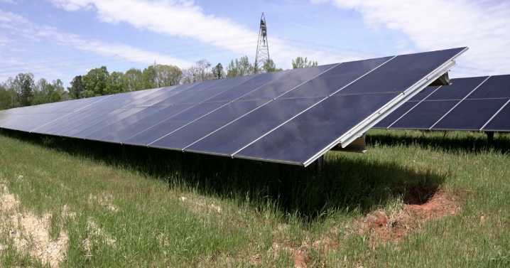 Fayette Co. Farm Bureau voices opposition to solar development in ag zones