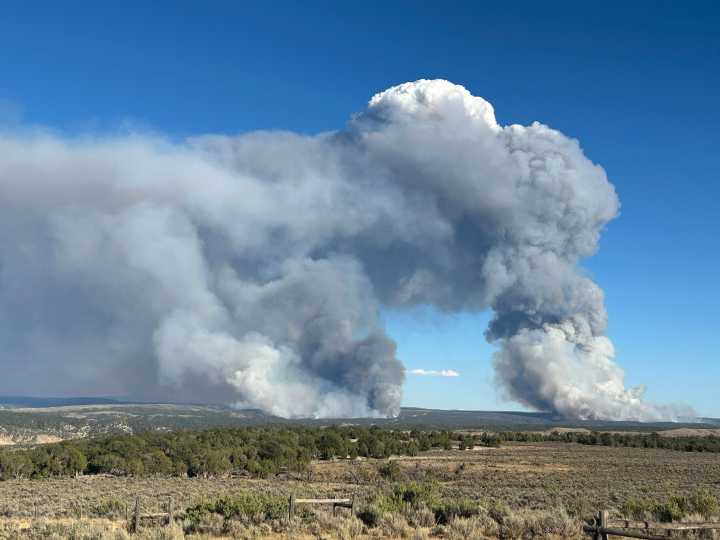 Wildfires burn nearly 21,000 acres across northwestern Colorado