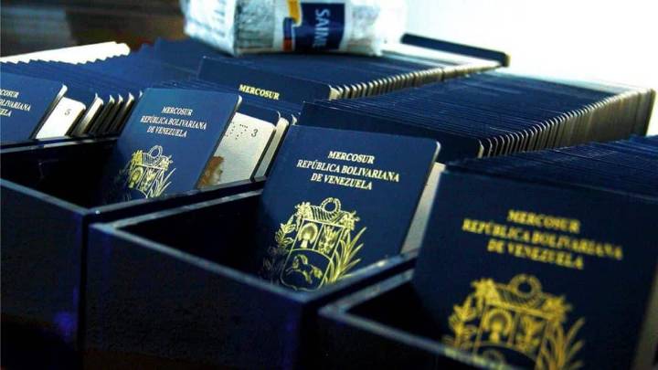 Familiares podrán retirar en Caracas los pasaportes de venezolanos que viven en países sin consulado: estos son los requisitos