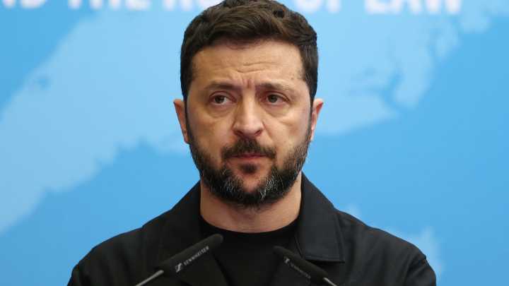 Zelenski dice cumbre de Alaska debe abrir el camino a conversaciones entre Ucrania, Rusia y EU
