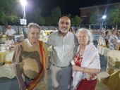 Fuente Vaqueros rinde homenaje a sus mayores con una cena y la elección de 'Miss Tercera Edad'
