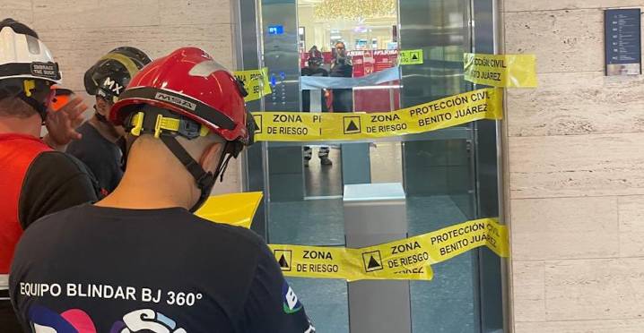 Desplome de elevador en Plaza Mitikah deja dos heridos