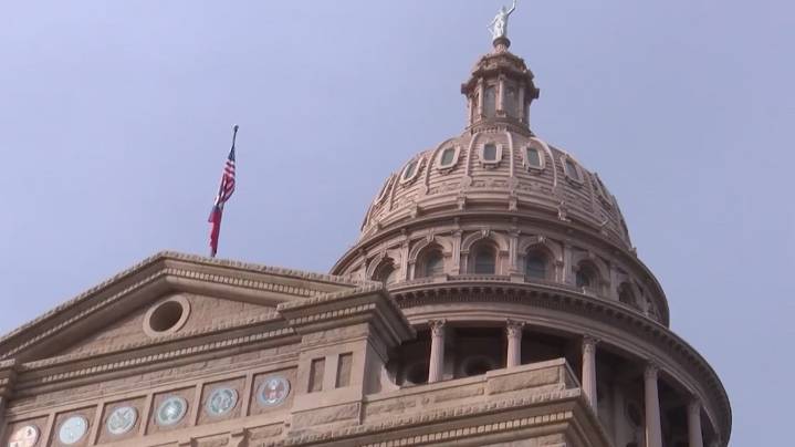 Texas redistricting fight shifts as Democrats return to Austin with a new strategy