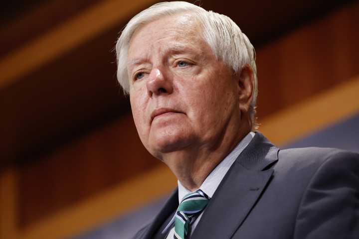 Graham Wants to 'Crush' Russian Oil Customers: 'Putin Could Give A Damn'
