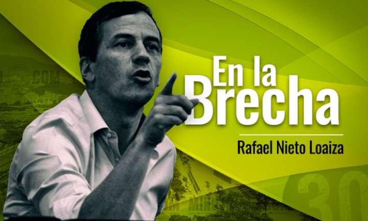 Trece policías asesinados por cuenta del gobierno