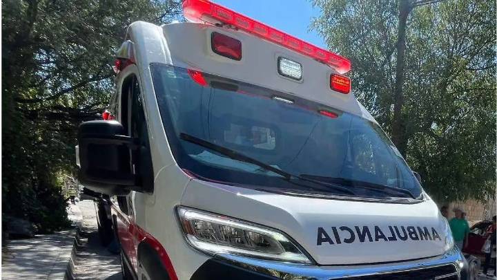 Volcadura en Tolcayuca deja tres personas heridas
