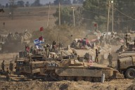 Netanyahu Encourages Troops, Ponders Ceasefire as Hundreds of North American Jews Immigrate to Israel