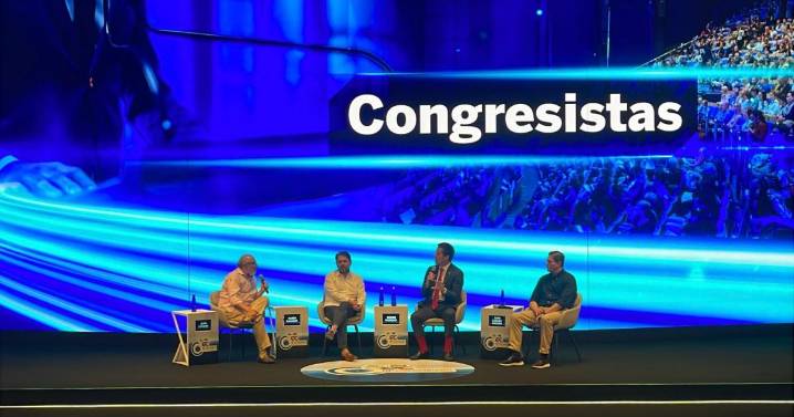 “Tenemos que organizar y movilizar a nuestra nación”: padre de Miguel Uribe en Congreso de la ANDI