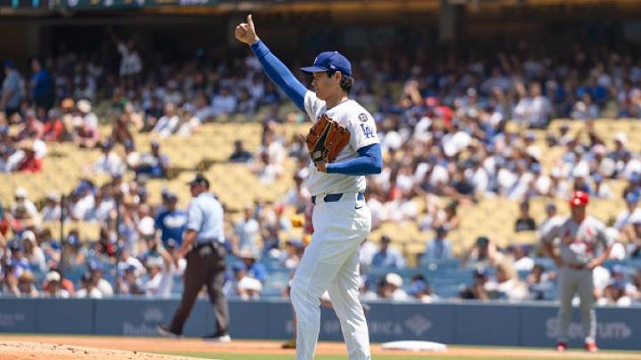Shohei Ohtani homers for 1,000th hit and strikes out 8, but Cardinals rally past Dodgers 5