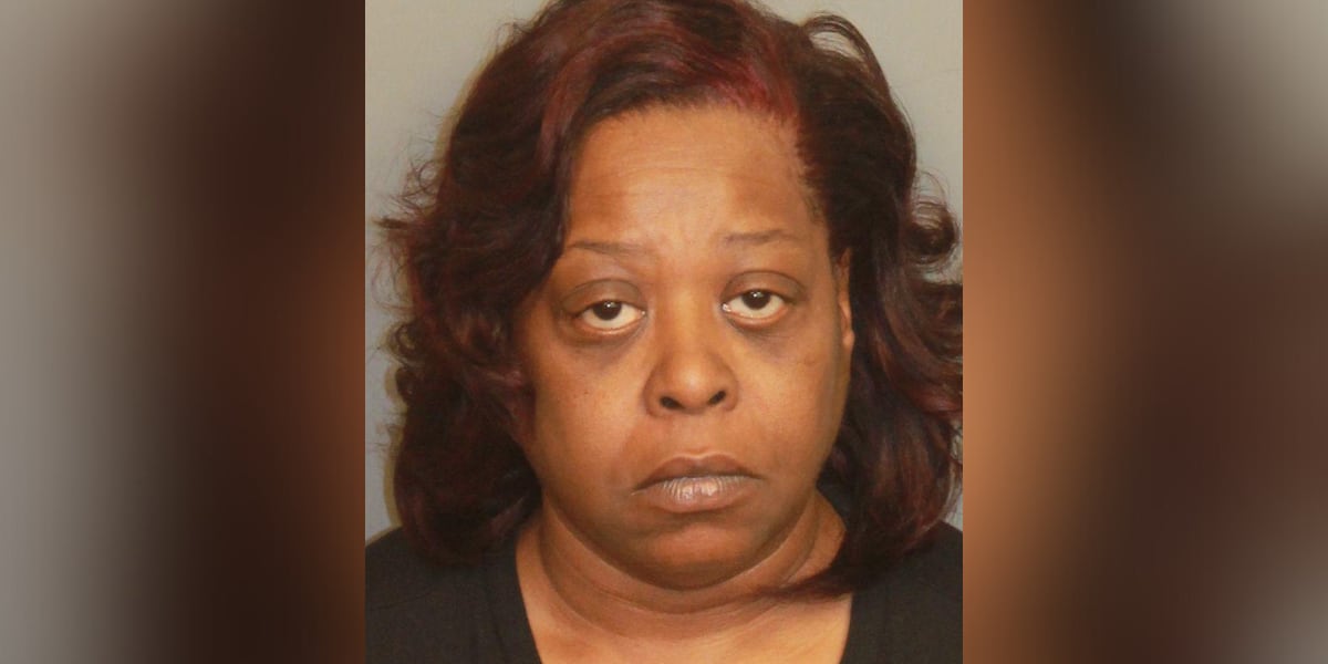 Woman charged in hot car death misses first court date
