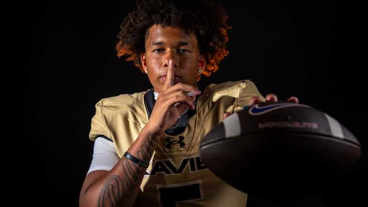 Xavier Prep quarterback King Pellum takes 8th on the Elite 11