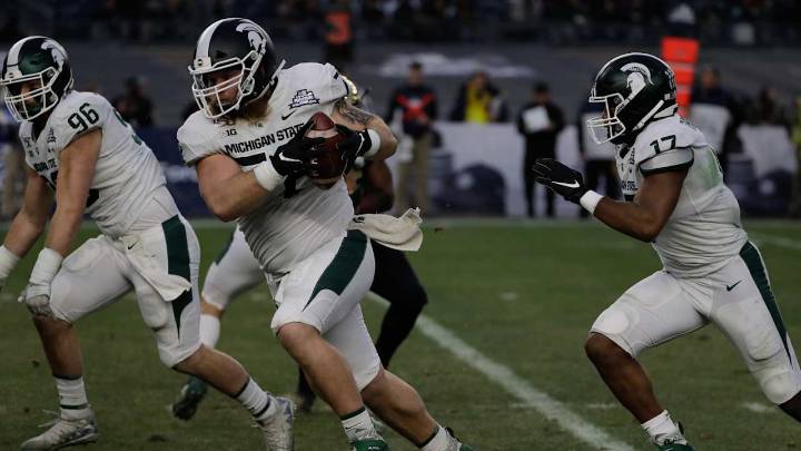 Five Things to Know about Saints center/guard Mike Panasiuk