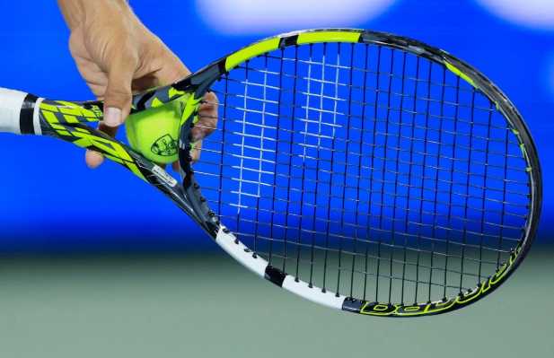 Alcaraz sufre ante Rublev pero se mete en las semifinales de Cincinnati