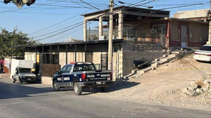 Asaltan tienda en Granjas de Chapultepec y realizan disparo