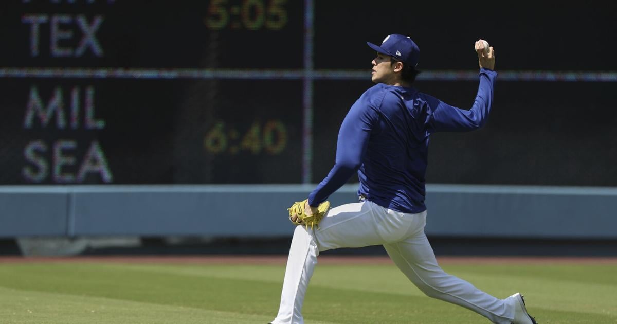 Dodgers' Roki Sasaki shows progress in simulated game, eyes late