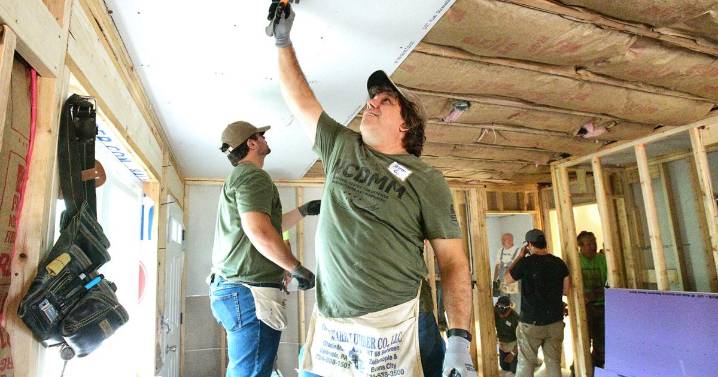 ‘Blitz build’ continues on home for veteran in Johnstown