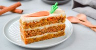 Prepara esta torta de zanahoria saludable con avena y proteína