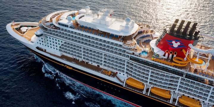 Cómo vivir la magia de Disney en altamar: Guía completa para disfrutar de sus cruceros
