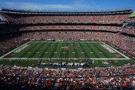 Ohio bill would ban lawmakers from accepting free professional sports tickets