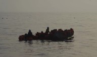 Francia rescata a 111 migrantes que intentaban cruzar el canal de la Mancha