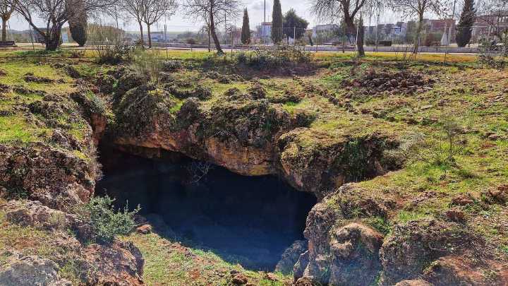 La empresa de Cáceres que hará visitable la primera cueva del Calerizo