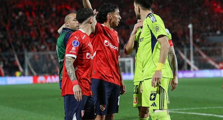 ¿Se juega a puertas cerradas? Lo último que se sabe de Conmebol sobre Independiente y U. de Chile