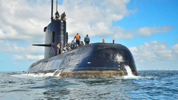 Despliega Trump submarinos nucleares ante amenaza rusa
