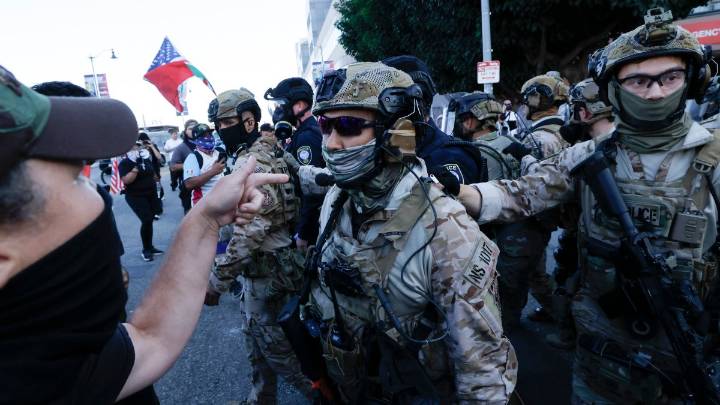 California: gobierno pide levantar restricciones a detenciones