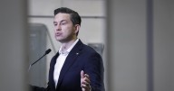 Pierre Poilievre targets electric vehicle mandates in Canada