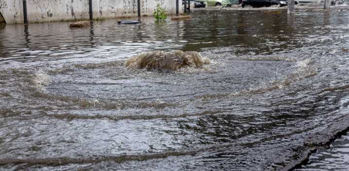 Alerta: derrame de aguas residuales sin tratar en Greensboro 