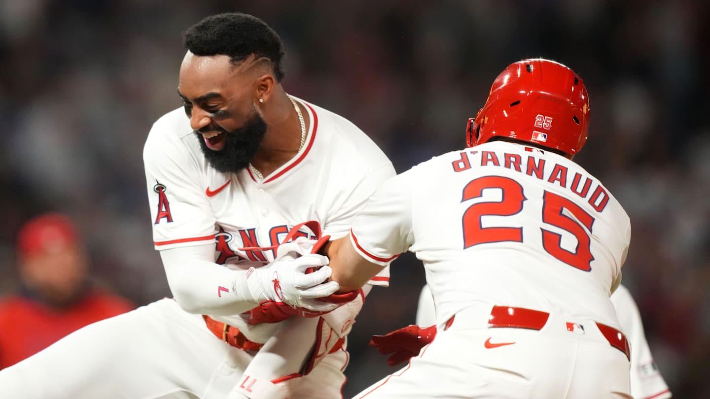 SI:AM | Dodgers Lose Sole Possession of First Place After Wacky Loss to Angels