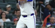 Braves reshuffle lineup against lefty Peterson, Murphy to start