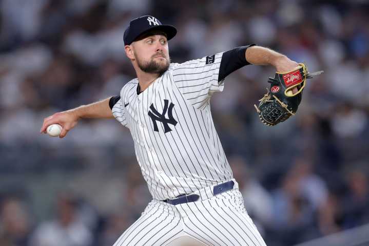 Yankees release long-relief pitcher from roster in surprising move
