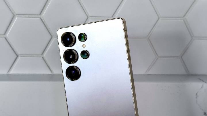 Samsung Galaxy S26 Ultra's Camera Might Get a Huge Upgrade, But There's a Catch