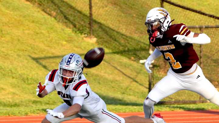Friday's high school football scores for Bloomington area and statewide