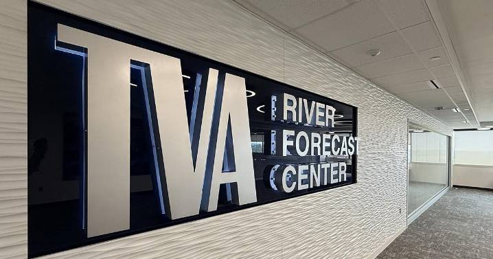 TVA buyout plan sees 600 employees exit as utility cuts $1B in spending
