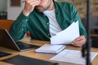 Woman Asks to Join Fiancé's Phone Plan to 'Save Money,' but He Refuses