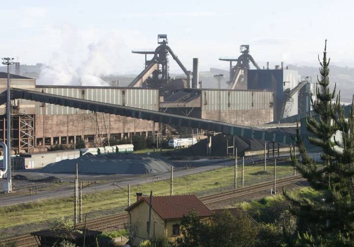 El horno alto 'B' de Arcelor acumula tres jornadas parado por la reparación de una cinta